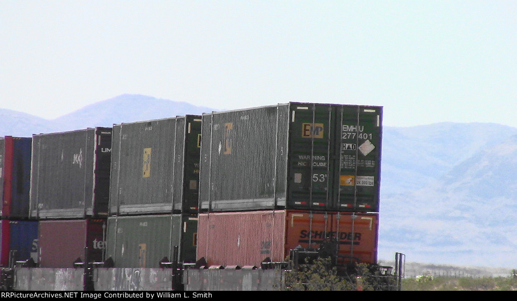 WB Intermodal Frt at Erie NV -132